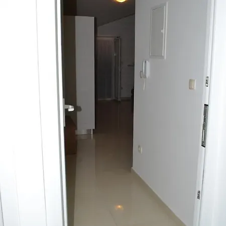 Grebastica 13365b Apartmán